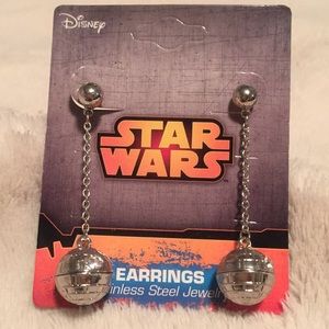 NWT Star Wars Death Star 3D Dangle Earrings